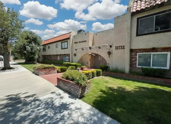 31732 Ridge Route  #211, Castaic, CA 91384