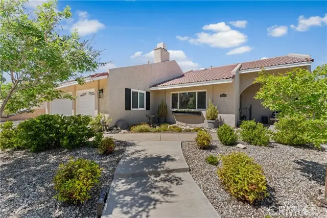 6205 Corinthian Pl, Lancaster, CA 93536 - #3