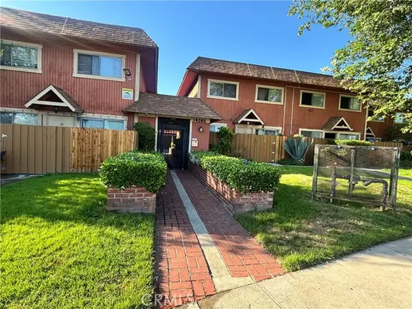 14265 TERRABELLA ST UNIT 48 Terrace, Panorama City, CA 91402