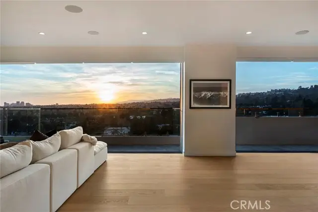 838 Doheny Drive  #PH B, West Hollywood, CA 90069 - #3