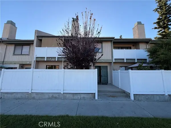 8341 De Soto  #10, Canoga Park, CA 91304