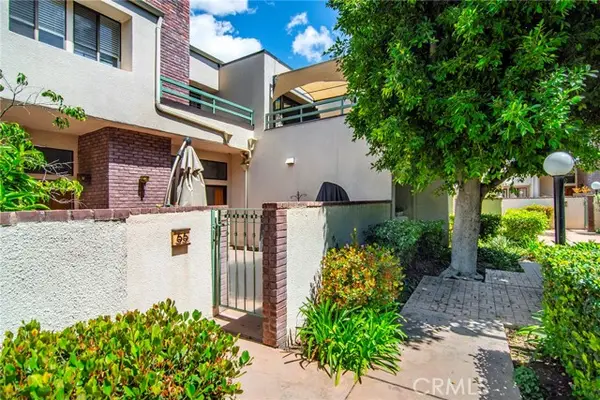 18739 Hatteras Street  #55, Tarzana, CA 91356