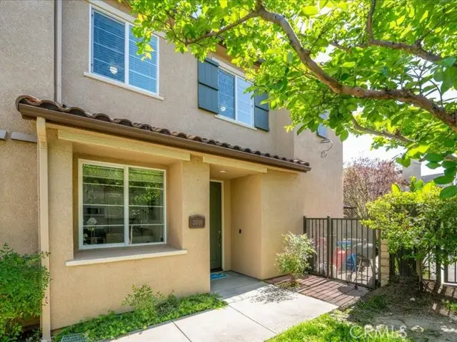 28355 Mirabelle Lane, Saugus, CA 91350 - #1