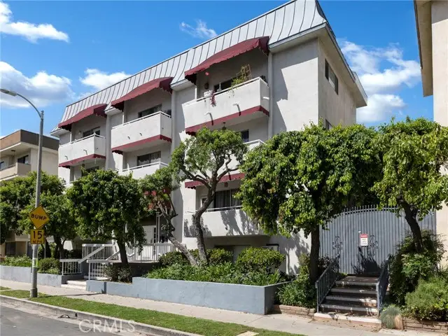 5343 Yarmouth Avenue  #201, Encino, CA 91316 - #1