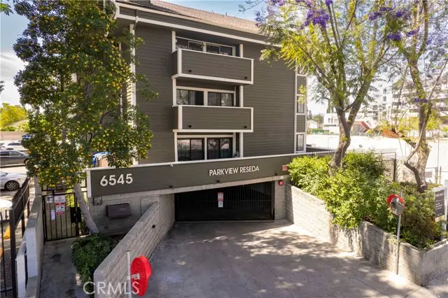 6545 Reseda Boulevard  #8, Reseda, CA 91335 - #2