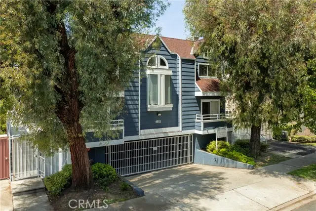 4511 Murietta Avenue  #8, Sherman Oaks, CA 91423 - #2