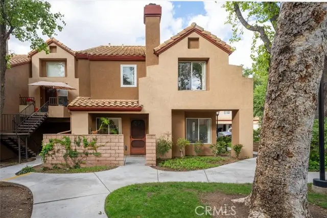 22613 Copper Hill  #123, Saugus, CA 91350 - #2