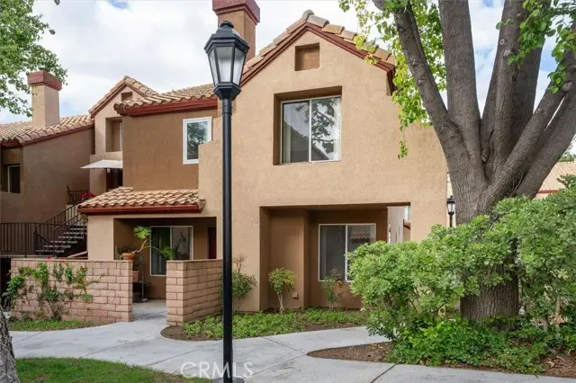 22613 Copper Hill  #123, Saugus, CA 91350 - #3