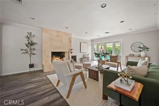 7027 Gloria Avenue, Van Nuys, CA 91406 - #2