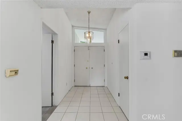 5900 Kentland Avenue, Woodland Hills, CA 91367 - #3