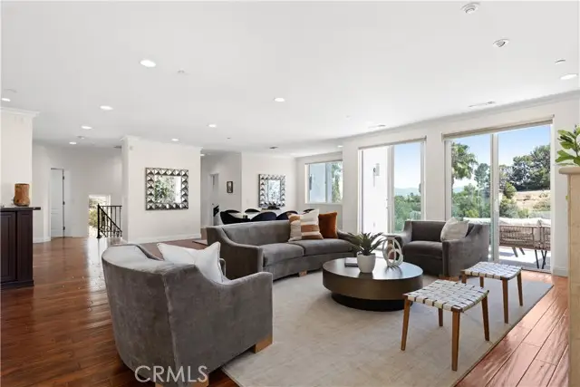 5265 Elvira Road, Woodland Hills, CA 91364 - #2