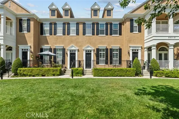 24012 Brideport Lane  #12, Valencia, CA 91355