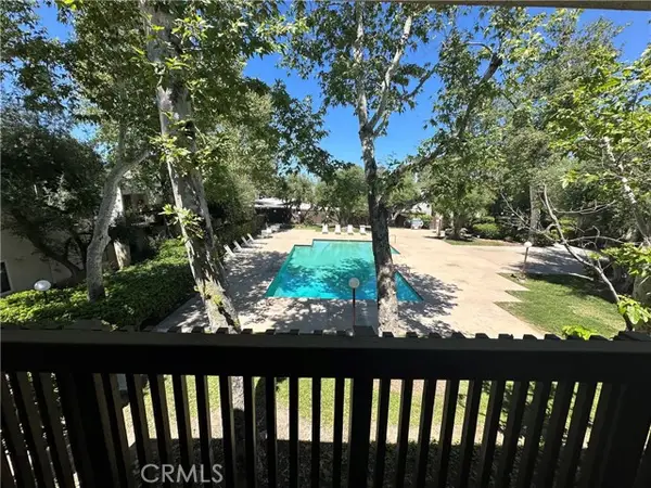 23515 Lyons  #219, Valencia, CA 91355