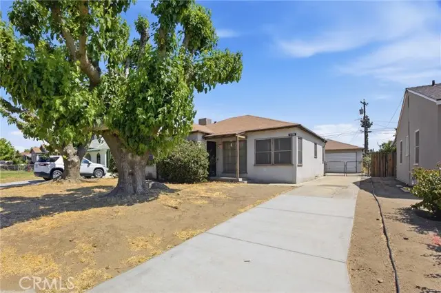 1108 Chester, Bakersfield, CA 93304 - #2