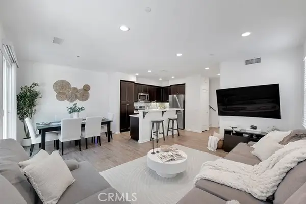 14902 Navarre, Sylmar, CA 91342