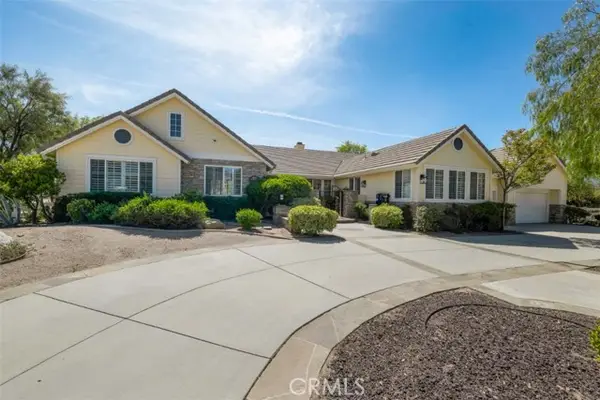 9618 Sweetwater Drive, Santa Clarita, CA 91390