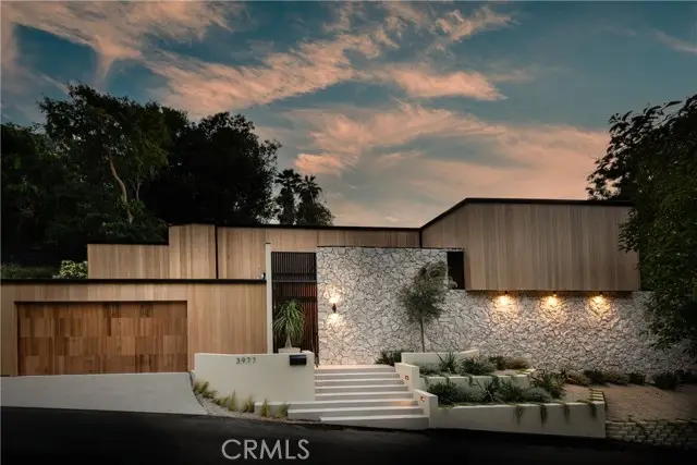 3977 Oeste Avenue, Studio City, CA 91604 - #1