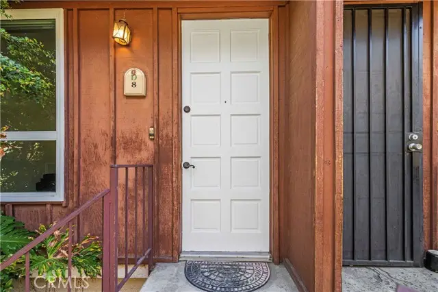 7320 Lennox Avenue  #D8, Van Nuys, CA 91405 - #2