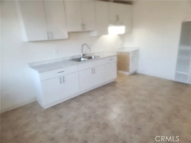 11100 S, New Hampshire, Los Angeles, CA 90044 - #3