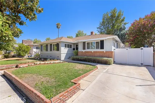 19438 Calvert Street, Tarzana, CA 91335