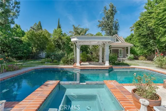 23327 Califa Street, Woodland Hills, CA 91367 - #2