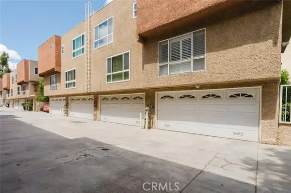 7319 Hazeltine Avenue  #4, Van Nuys, CA 91405