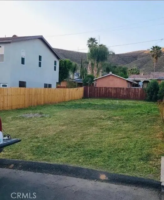 759 Lake, Lake Elsinore, CA 92530