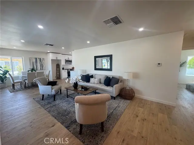 9753 Mercedes Avenue, Arleta, CA 91331 - #3