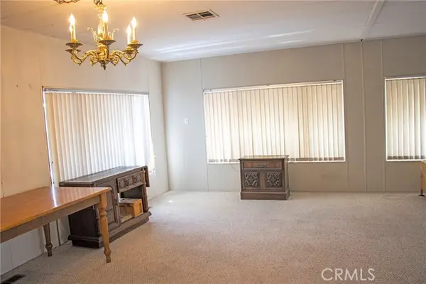 8811 Canoga Avenue  #517, Canoga Park, CA 91304