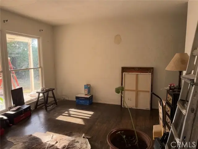 7323 Amestoy Avenue, Van Nuys, CA 91406 - #3