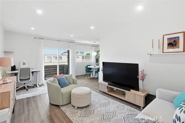 5414 Newcastle Avenue  #50, Encino, CA 91316