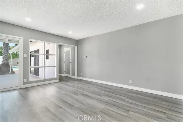 18234 Sugarman Street, Tarzana, CA 91356 - #3