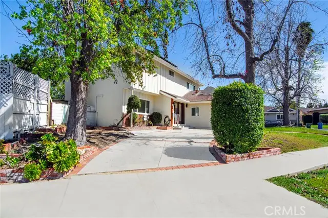 6508 Moorcroft Avenue, Woodland Hills, CA 91303 - #3