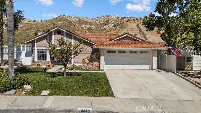 15219 Poppy Meadow, Canyon Country, CA 91387 - #2