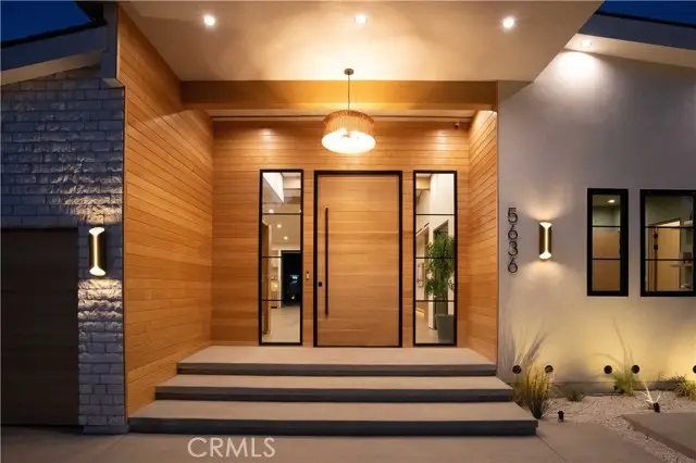 5636 Rawlings, Woodland Hills, CA 91367 - #3