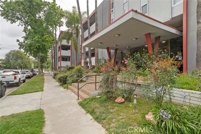 4915 Tyrone Avenue  #136, Sherman Oaks, CA 91423 - #2