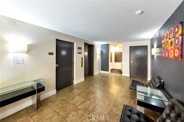 5550 Owensmouth Avenue  #120, Woodland Hills, CA 91367 - #2