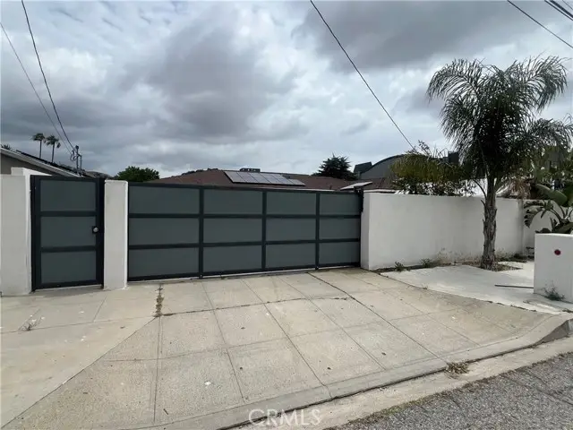 11024 Peoria Street, Sun Valley, CA 91352 - #1