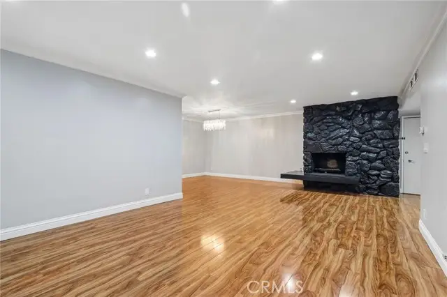 6225 Coldwater Canyon Avenue  #102, North Hollywood, CA 91606 - #3