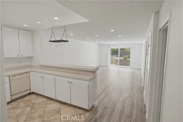 330 Jackson  #116, Glendale, CA 91206 - #2