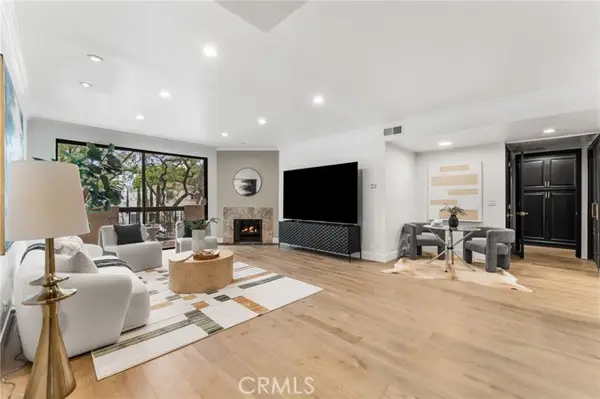 423 Palm  #108, Beverly Hills, CA 90210