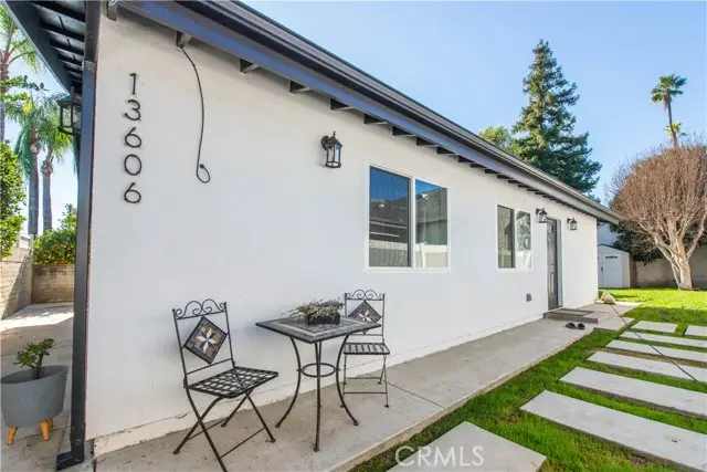 13608 Bassett, Van Nuys, CA 91405 - #3