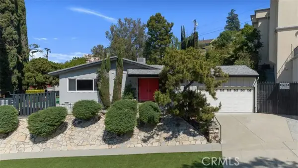 22040 Tiara Street, Woodland Hills, CA 91367