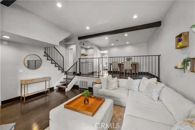 19431 Sherman Way  #16, Reseda, CA 91335 - #1