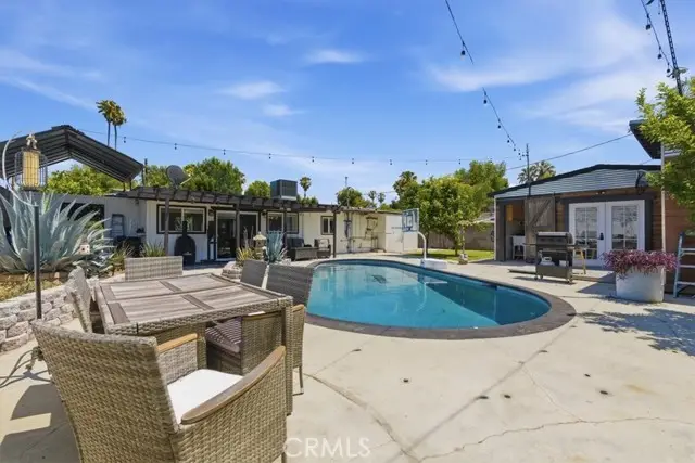 7959 Bothwell, Reseda, CA 91335 - #1