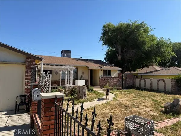 343 Avenue R6, Palmdale, CA 93550