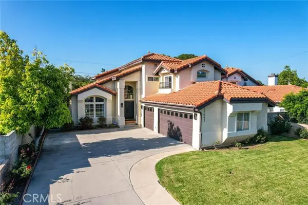 17543 Saticoy St, Northridge, CA 91325