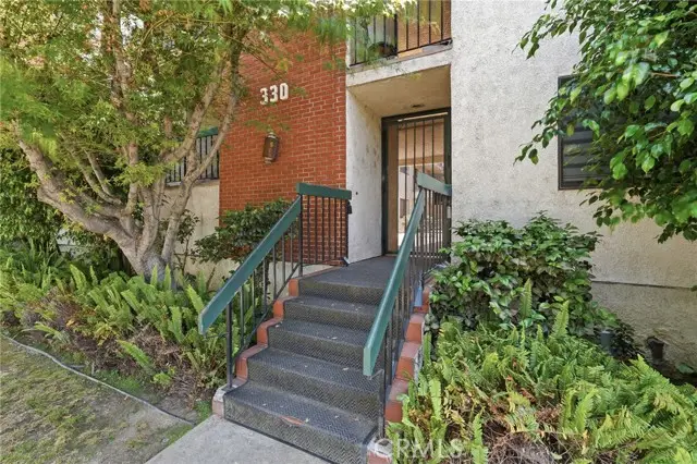 330 Burchett Street  #206, Glendale, CA 91203 - #3
