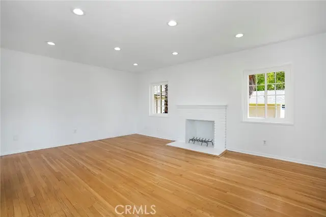 21823 Providencia Street, Woodland Hills, CA 91364 - #3