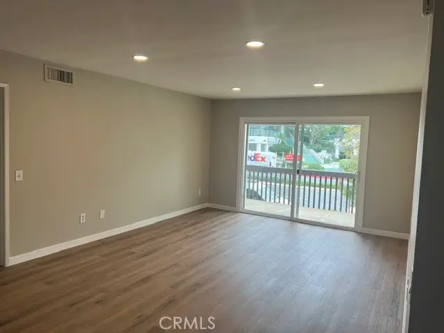 23515 Lyons, Valencia, CA 91355 - #3
